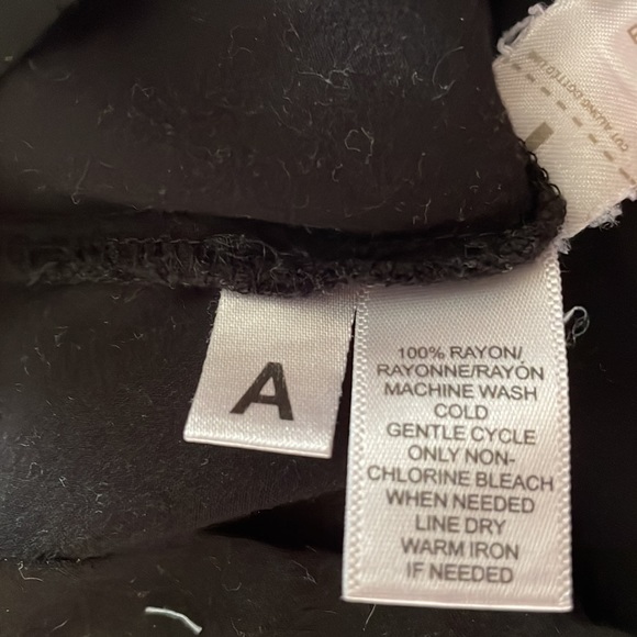 Easy breezy loft dress - Picture 4 of 7